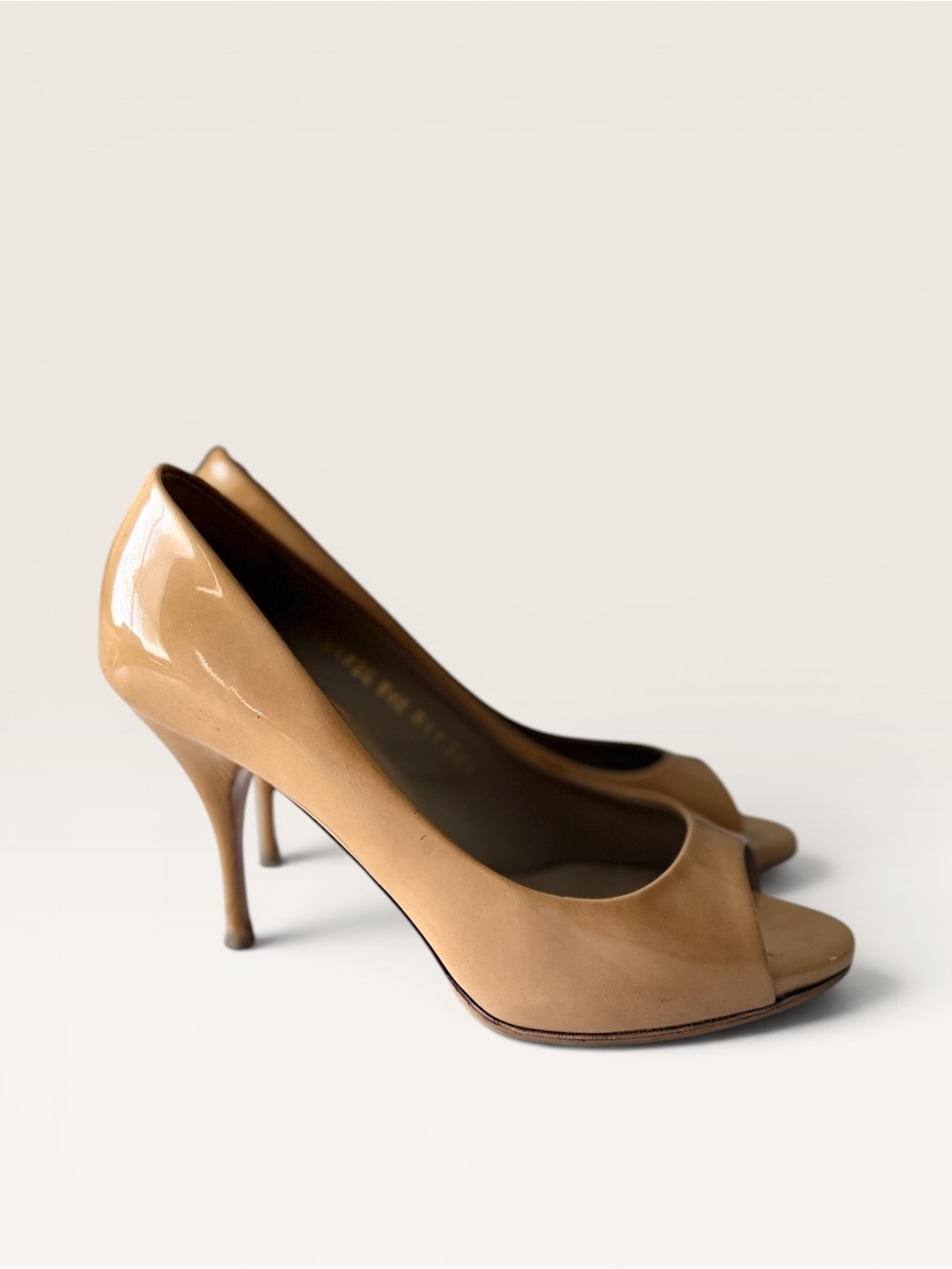Valentino Garavani Tan Patent Leather Peep Toe Pumps Stiletto Heels Women's